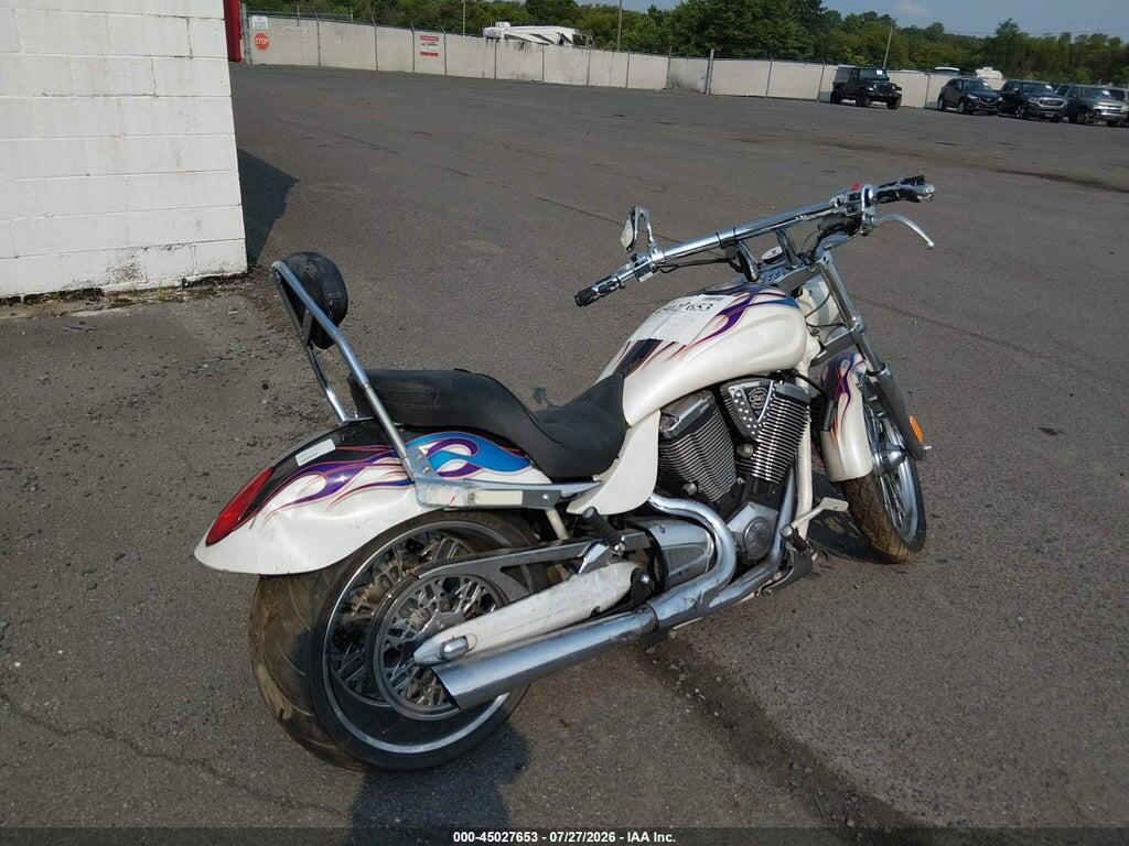 5VPXB26D173007645 2007 VICTORY MOTORCYCLES VEGAS photo no. 4