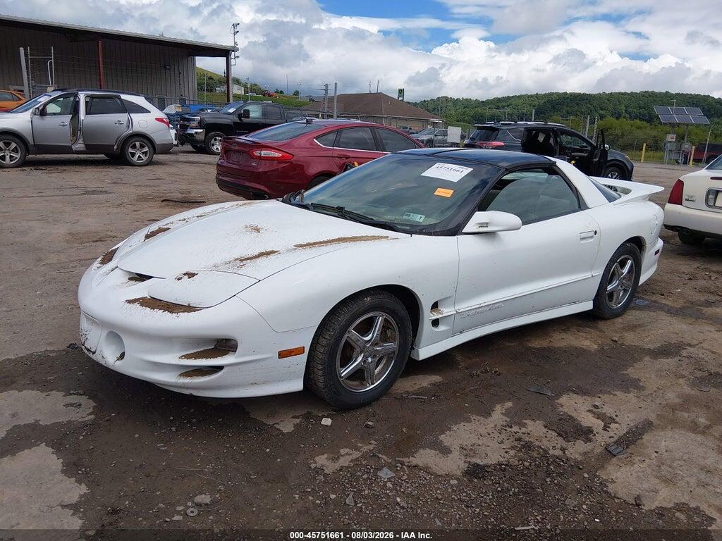 2G2FV22G4Y2107911 2000 PONTIAC FIREBIRD photo no. 2