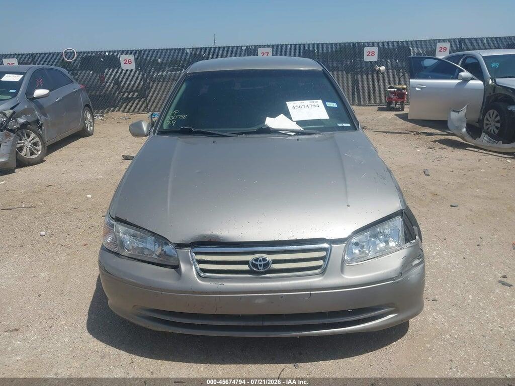 4T1BF22K2YU100991 2000 TOYOTA CAMRY photo no. 11
