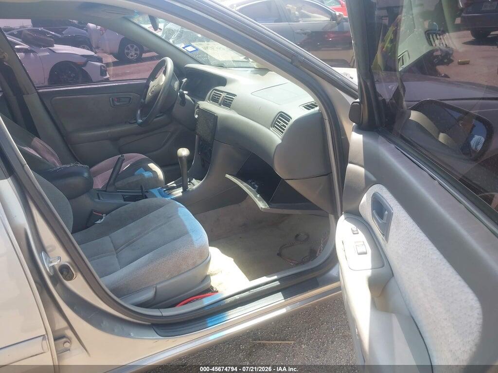 4T1BF22K2YU100991 2000 TOYOTA CAMRY photo no. 5