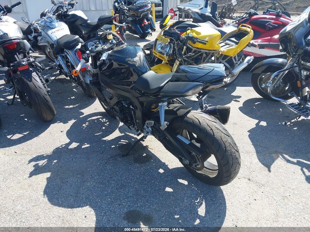 JS1GR7LA182104251 2008 SUZUKI GSX-R750 photo no. 3