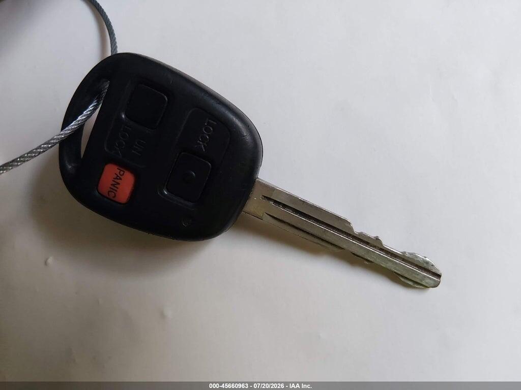 JTEBU11F58K022853 2008 TOYOTA FJ CRUISER photo no. 11