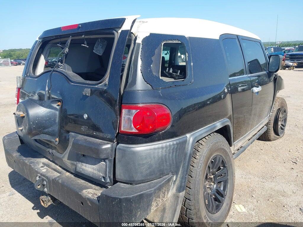 JTEBU11F28K019859 2008 TOYOTA FJ CRUISER photo no. 4