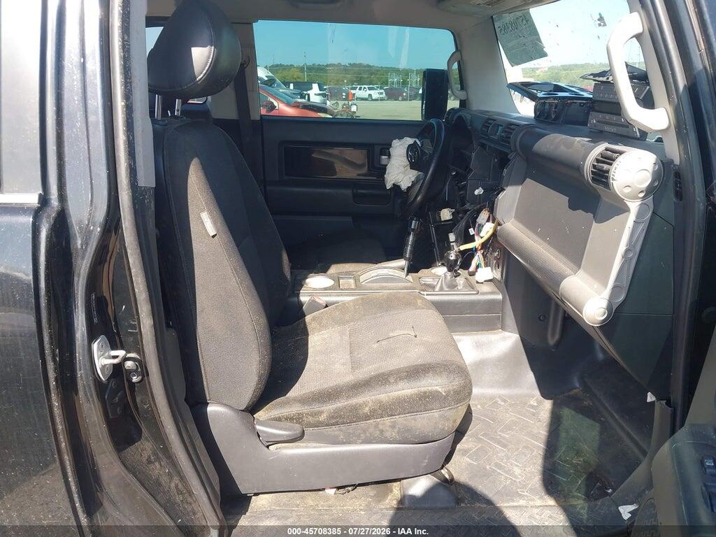 JTEBU11F28K019859 2008 TOYOTA FJ CRUISER photo no. 5