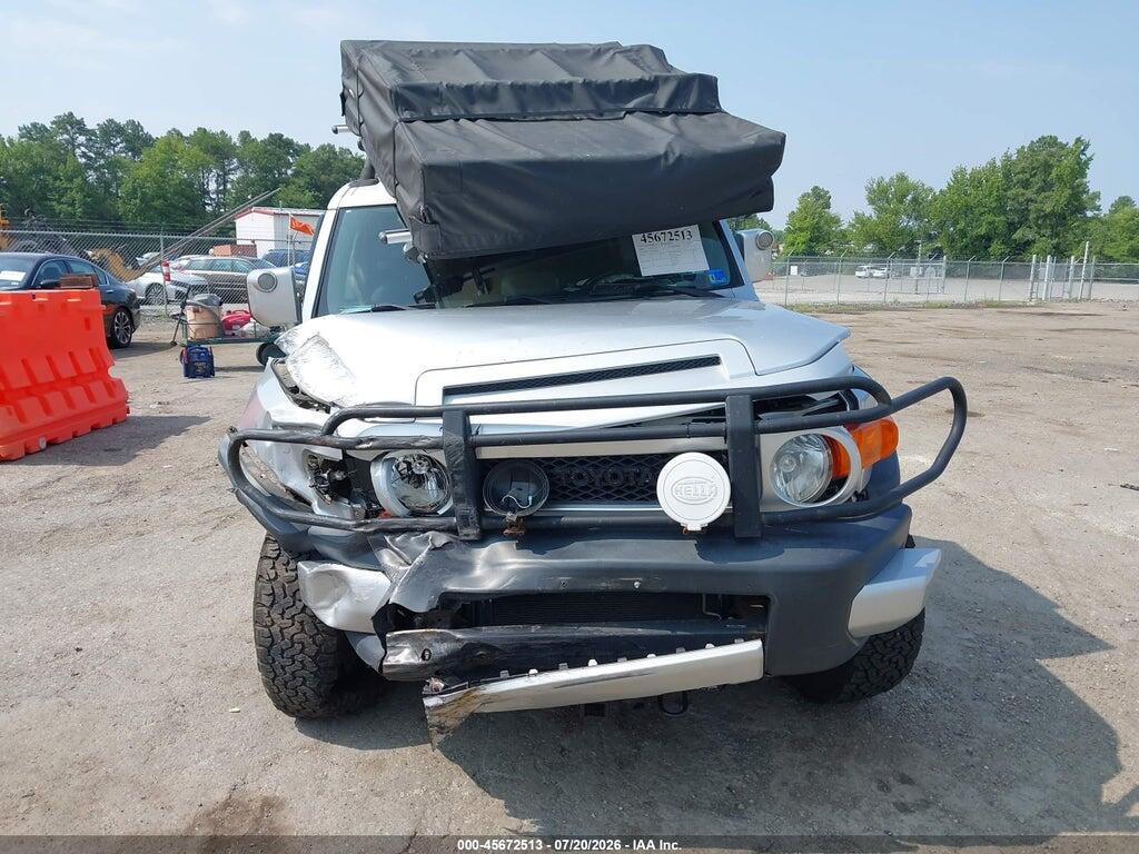 JTEBU11F18K053016 2008 TOYOTA FJ CRUISER photo no. 12