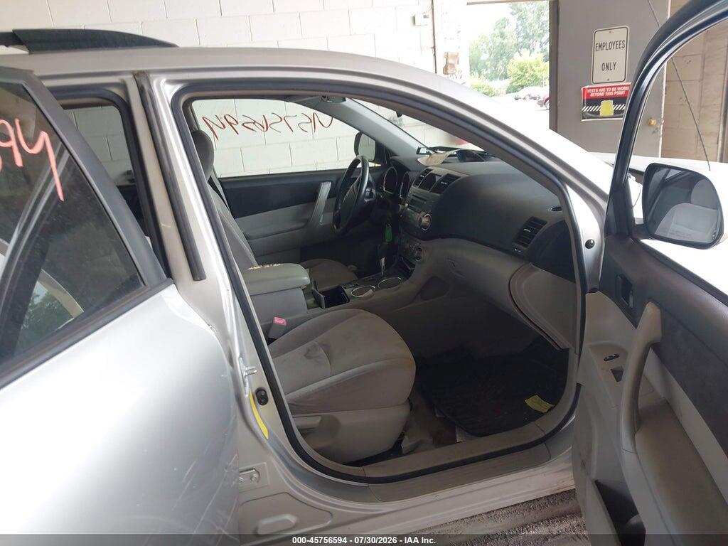 JTEDS41A882021779 2008 TOYOTA HIGHLANDER photo no. 5