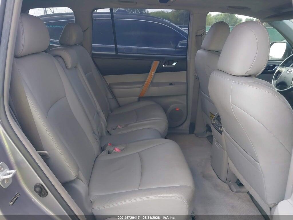 JTEEW44A382022584 2008 TOYOTA HIGHLANDER HYBRID photo no. 8
