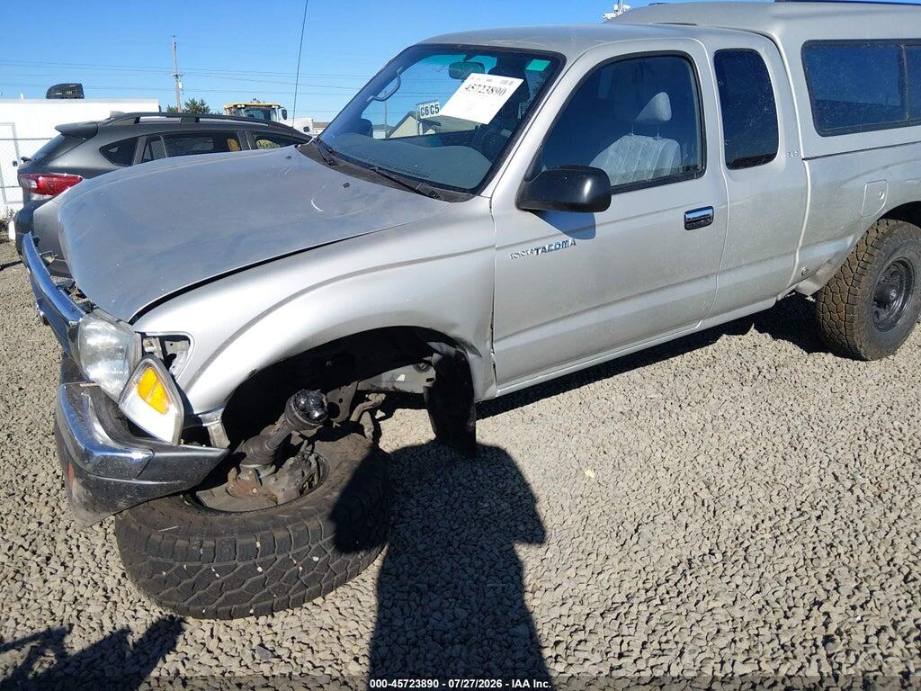 5TEWN72N0YZ695573 2000 TOYOTA TACOMA photo no. 6