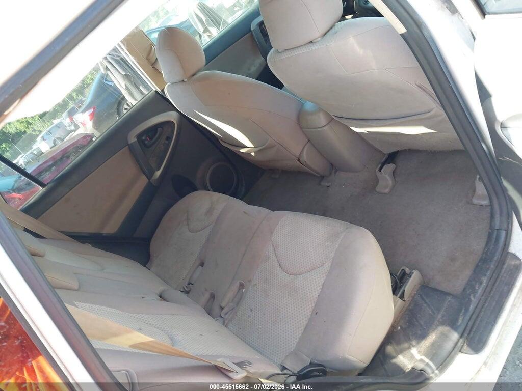 JTMBD33V786082470 2008 TOYOTA RAV4 photo no. 8