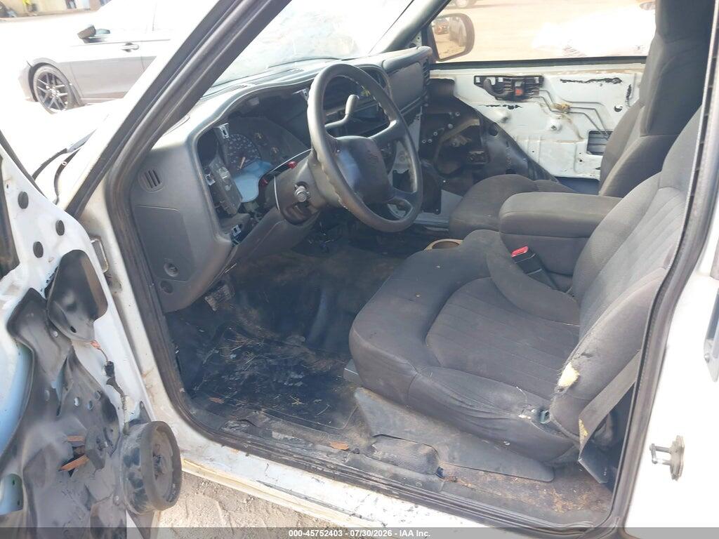1GCCS19XX38178355 2003 CHEVROLET S-10 photo no. 5