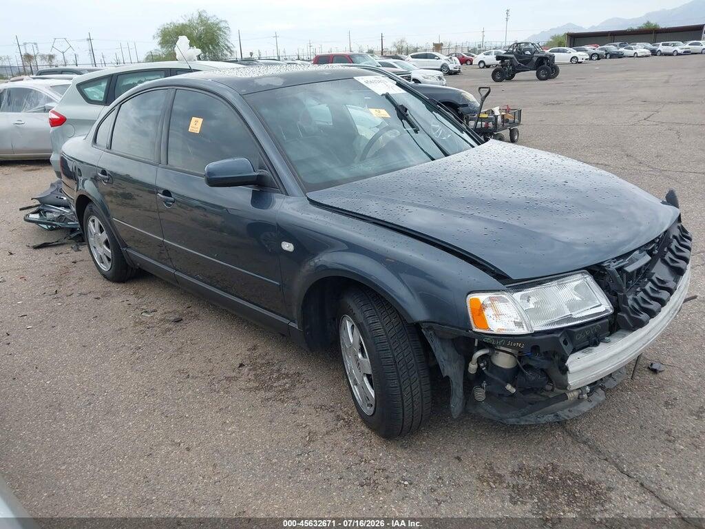 WVWMA23B2YP165901 2000 VOLKSWAGEN PASSAT photo no. 1