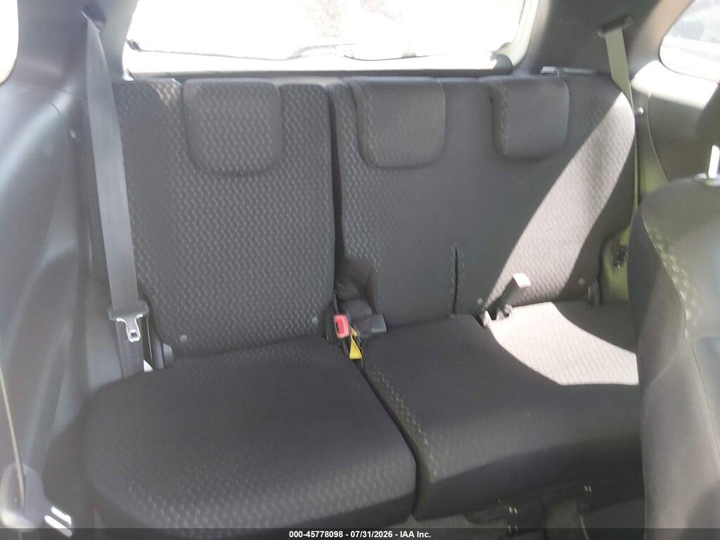 JTDJT923585158937 2008 TOYOTA YARIS photo no. 8