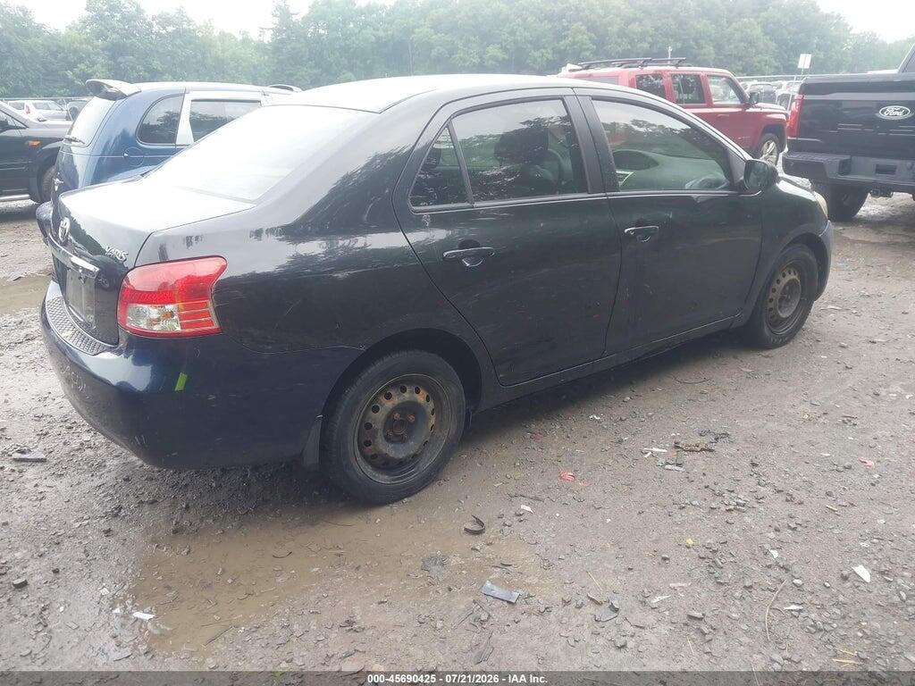 JTDBT923284013171 2008 TOYOTA YARIS photo no. 4