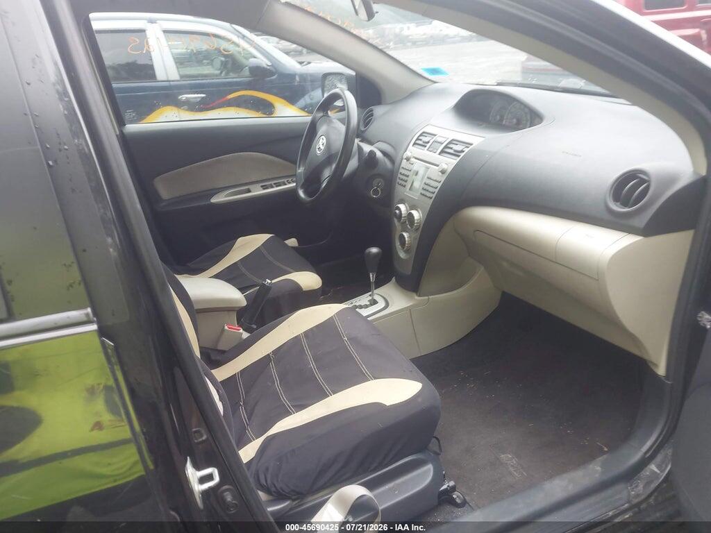 JTDBT923284013171 2008 TOYOTA YARIS photo no. 5