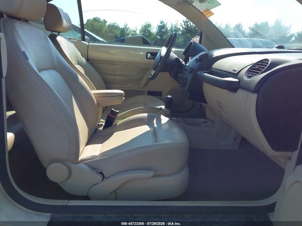3VWPF31Y88M402115 2008 VOLKSWAGEN NEW BEETLE photo no. 5