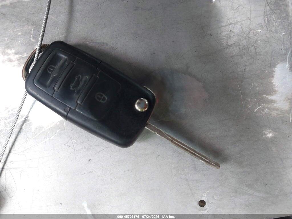 3VWPG31C58M523394 2008 VOLKSWAGEN NEW BEETLE photo no. 11