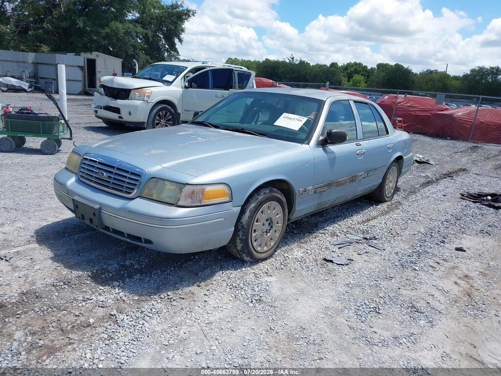 2FAFP73WX3X182607 2003 FORD CROWN VICTORIA photo no. 2