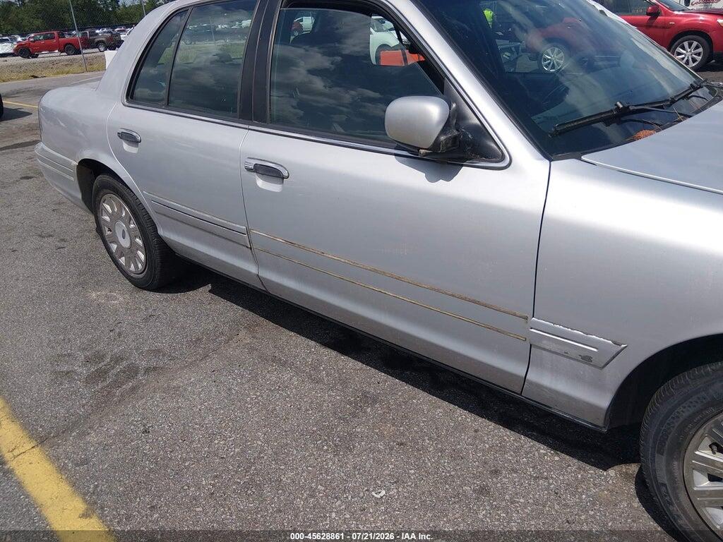 2FAFP73W83X110157 2003 FORD CROWN VICTORIA photo no. 12