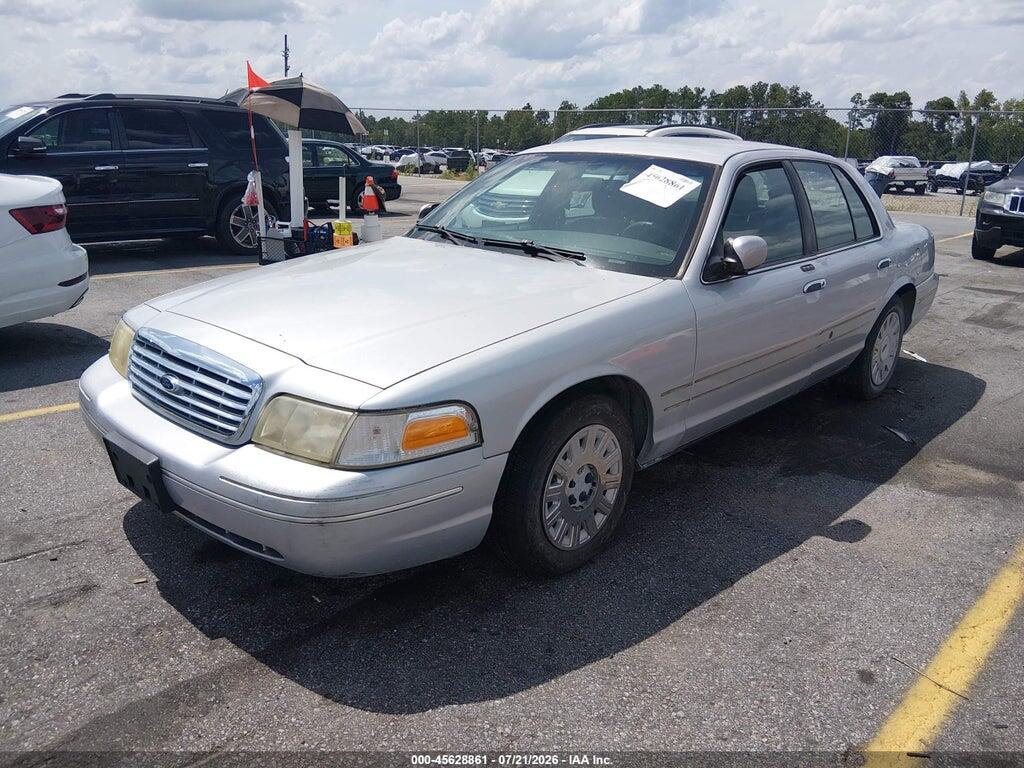 2FAFP73W83X110157 2003 FORD CROWN VICTORIA photo no. 2