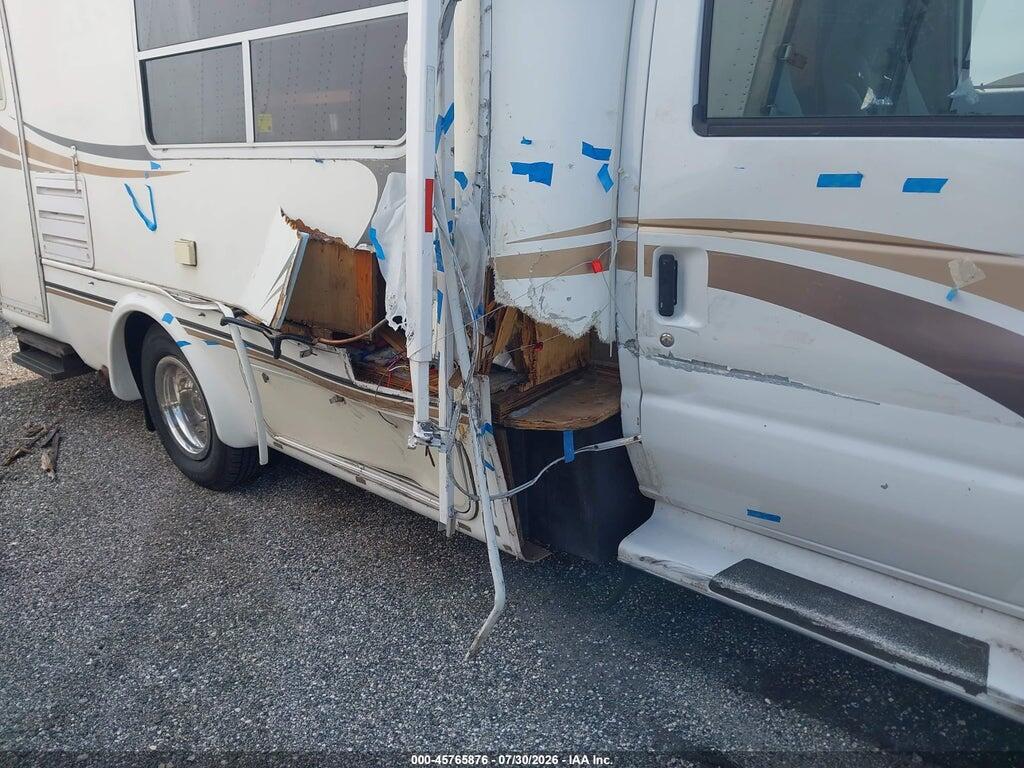 1FDWE35S83HA55921 2003 FORD E-350 CUTAWAY photo no. 11