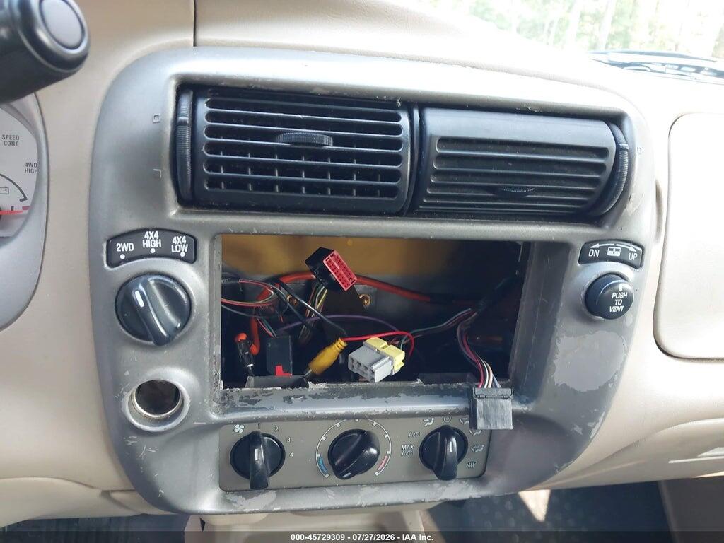 1FMZU77E83UC25975 2003 FORD EXPLORER SPORT TRAC photo no. 12
