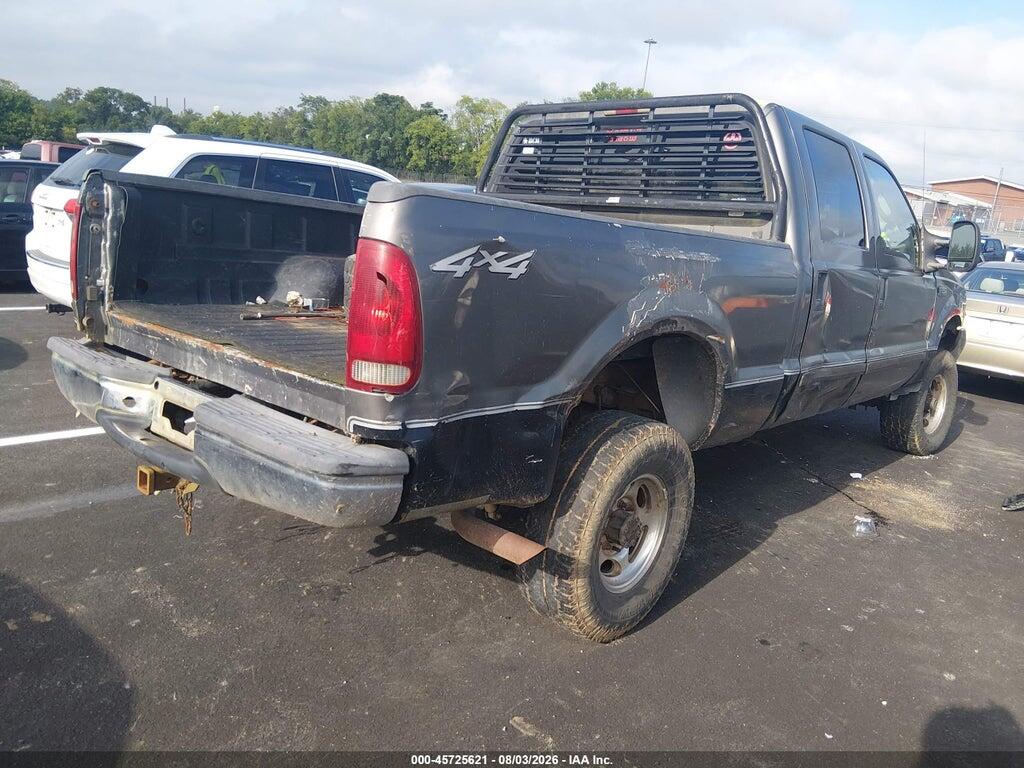 1FTNW21S43EA15432 2003 FORD F-250 photo no. 4