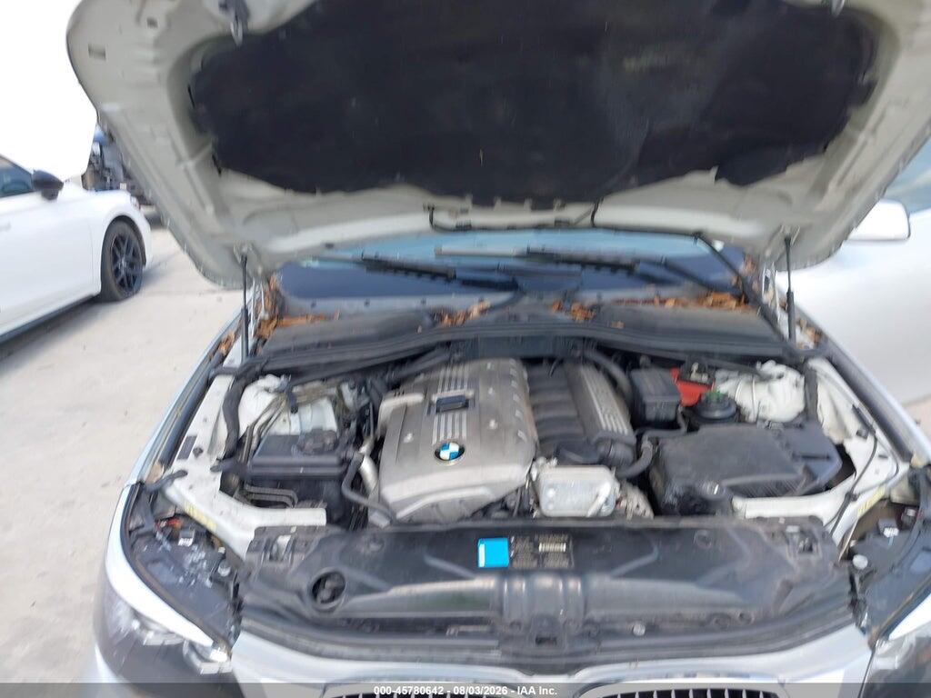 WBANE73506CM38626 2006 BMW 530I photo no. 10