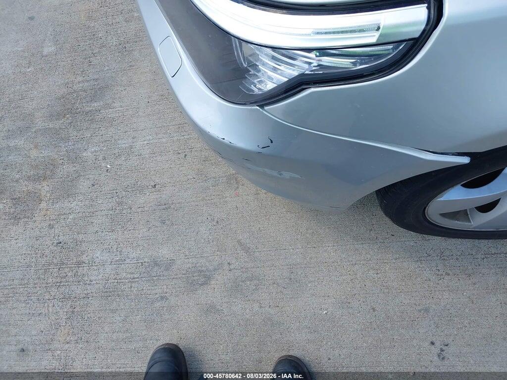 WBANE73506CM38626 2006 BMW 530I photo no. 6
