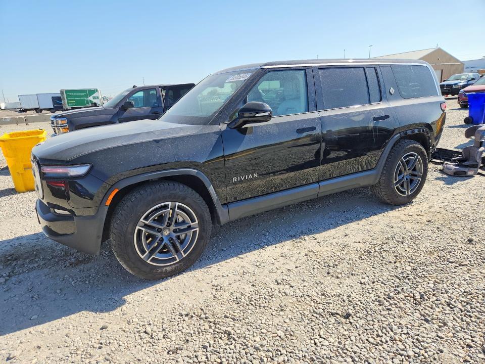 2025 RIVIAN R1S 7PDSGBBA8SN053548