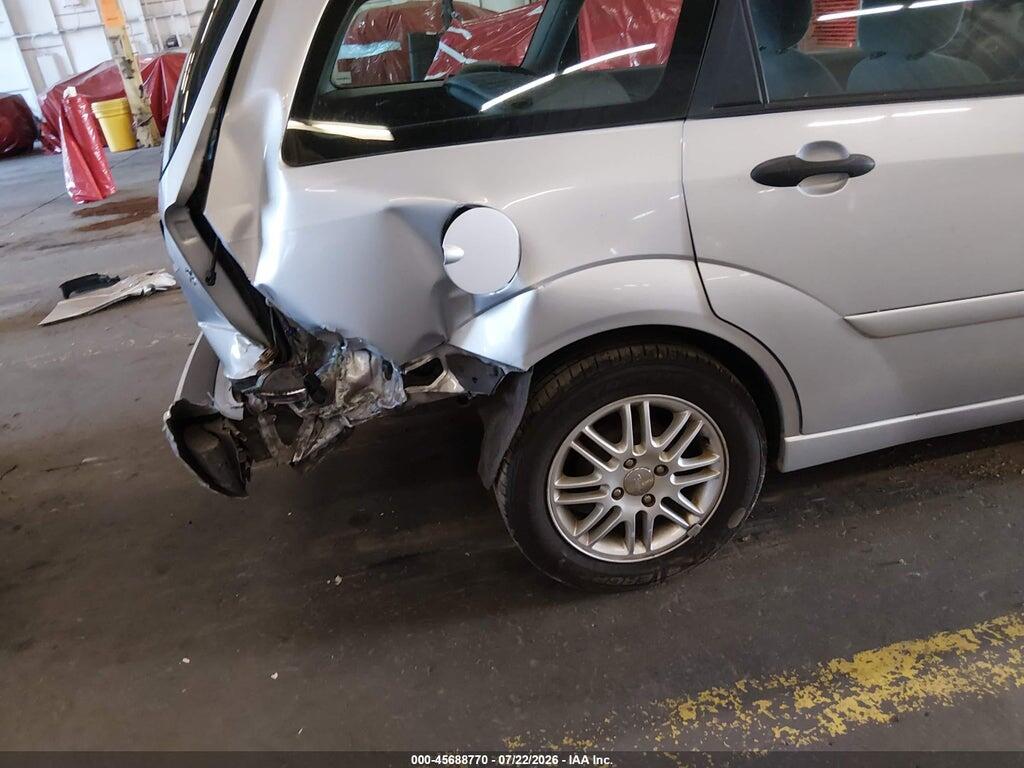 1FAHP36393W333547 2003 FORD FOCUS photo no. 6