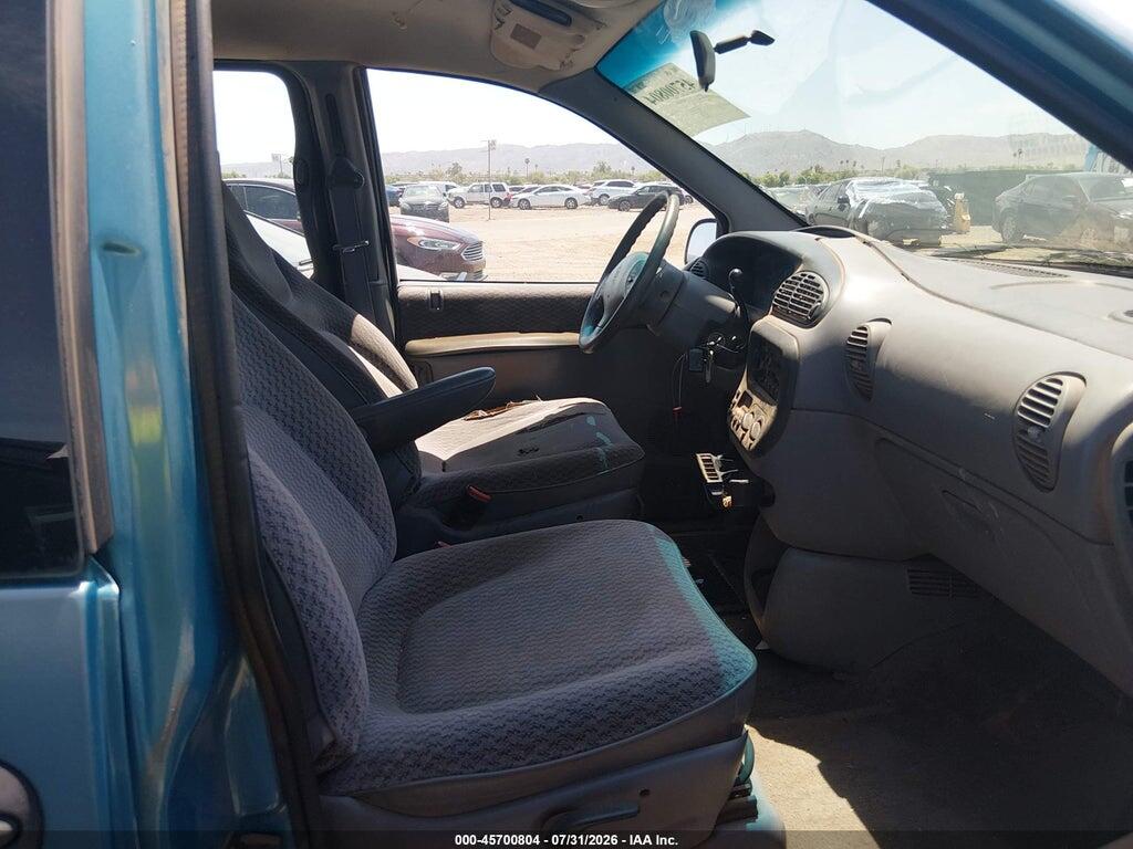 2B4GP4532WR702045 1998 DODGE CARAVAN photo no. 5