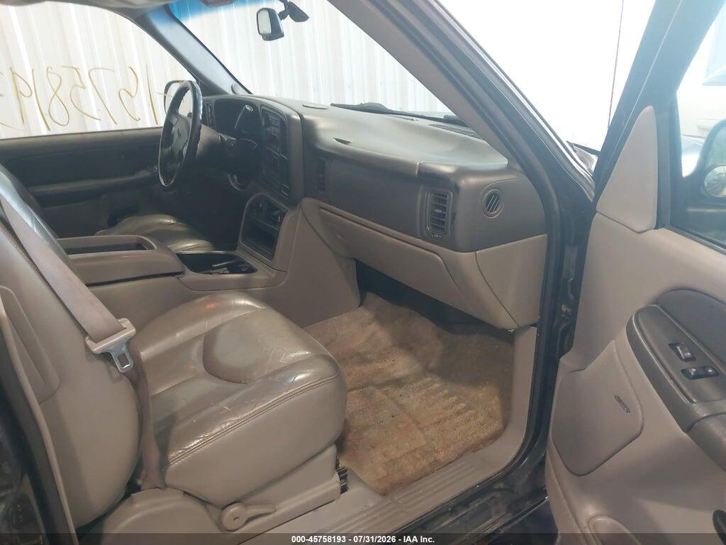 3GKFK16Z23G225895 2003 GMC YUKON XL 1500 photo no. 5
