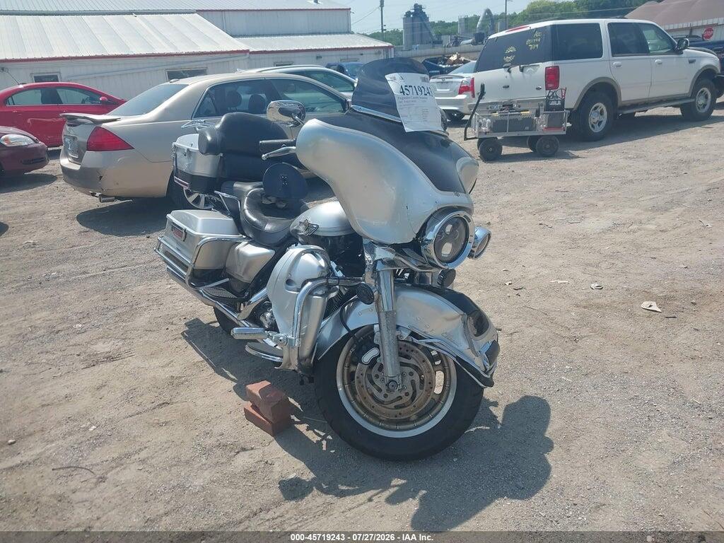 1HD1FFW453Y643755 2003 HARLEY-DAVIDSON FLHTCI photo no. 1