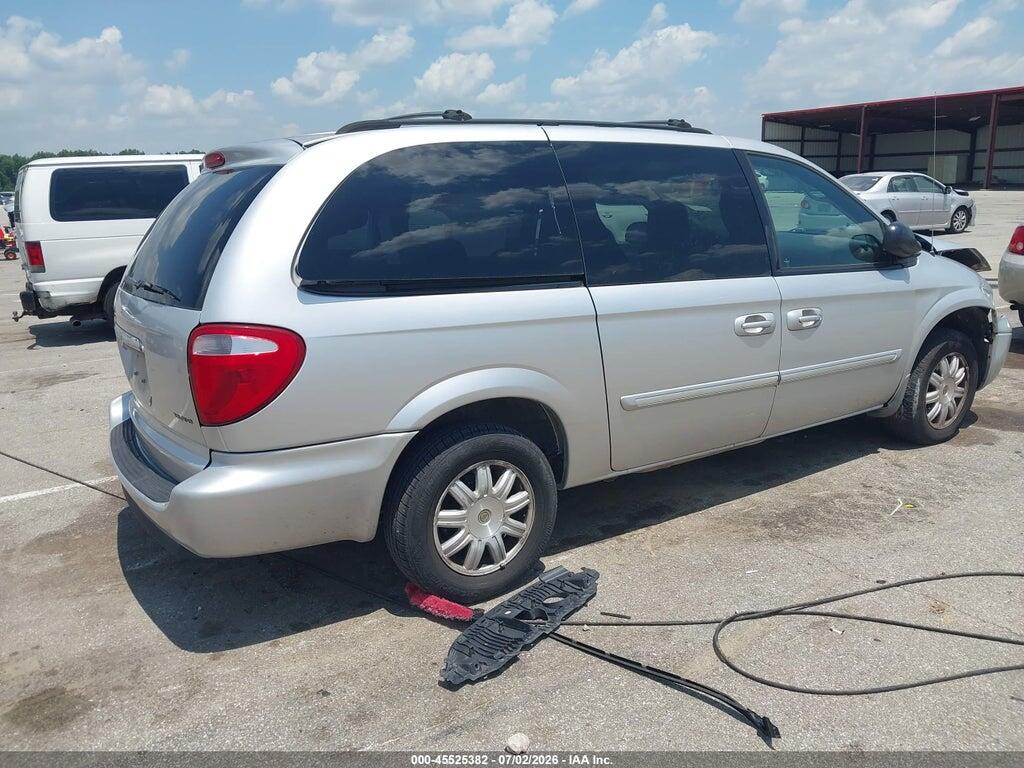2A4GP54LX6R894352 2006 CHRYSLER TOWN & COUNTRY photo no. 4