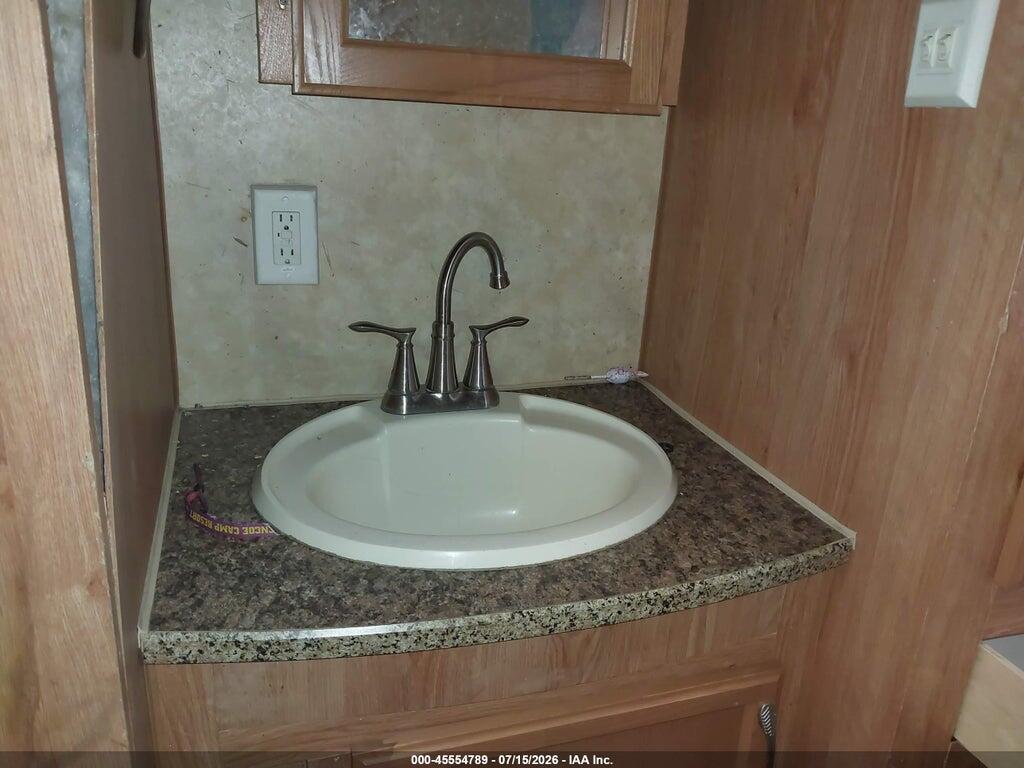 1UJBJ02P991VY0128 2009 JAYCO OCTANE ZX M-26Y photo no. 11