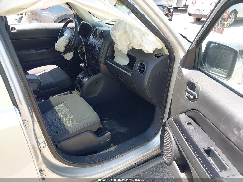 1J8FF28B79D113694 2009 JEEP PATRIOT photo no. 5
