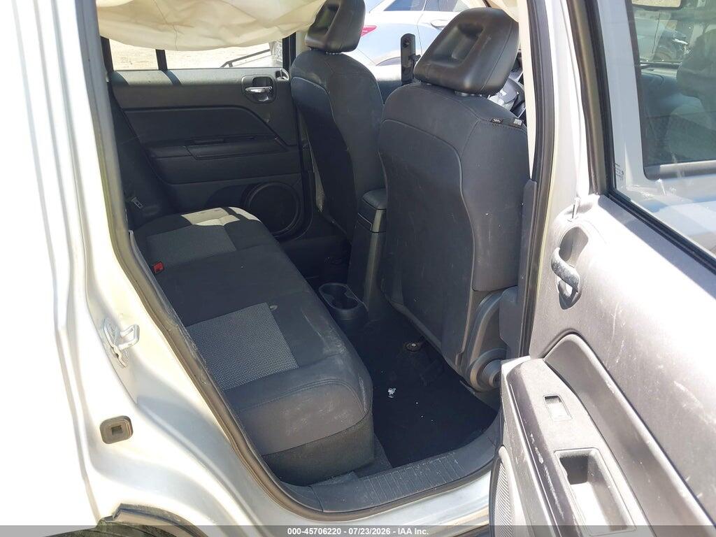 1J8FF28B79D113694 2009 JEEP PATRIOT photo no. 8