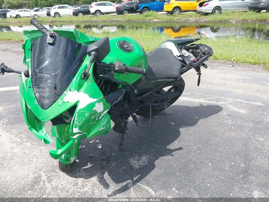 JKAEXMJ129DA32466 2009 KAWASAKI EX250 photo no. 2
