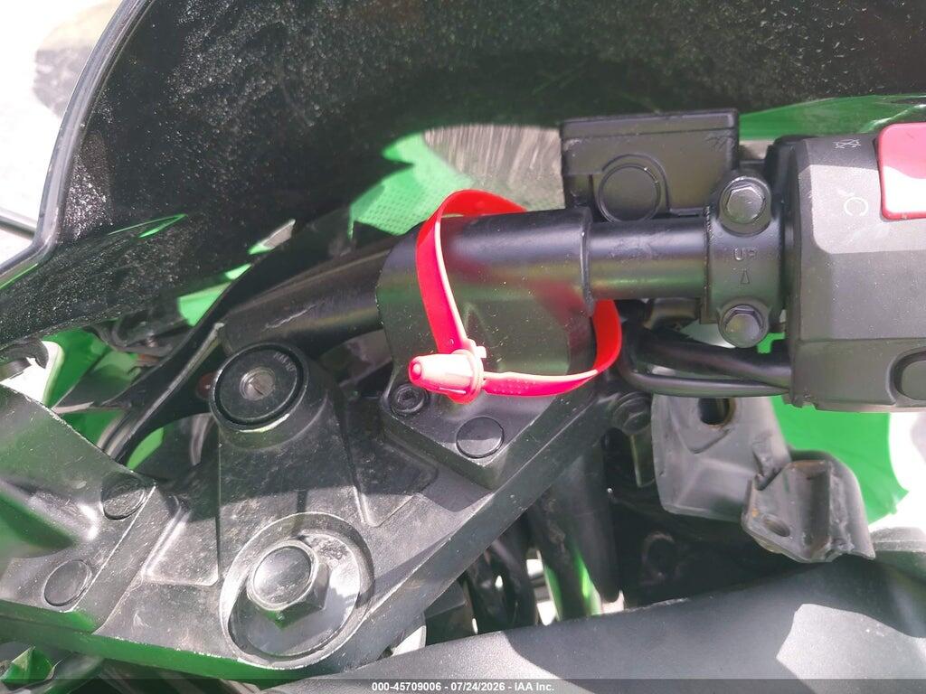 JKAEXMJ129DA32466 2009 KAWASAKI EX250 photo no. 7