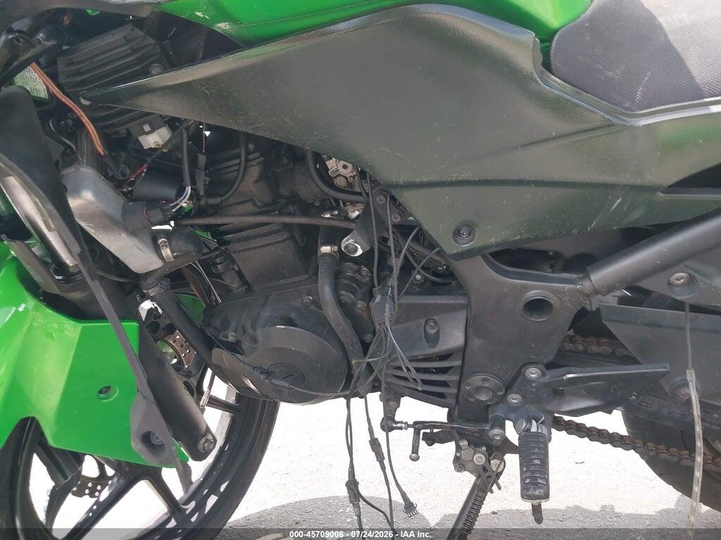 JKAEXMJ129DA32466 2009 KAWASAKI EX250 photo no. 9