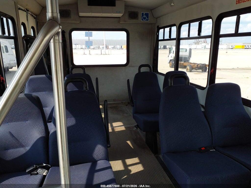 1FDWE35L86DA36032 2006 FORD E-350 CUTAWAY photo no. 6