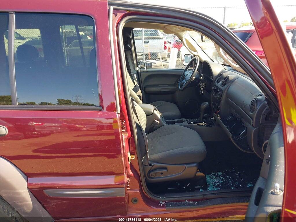 1J4GL48K83W657658 2003 JEEP LIBERTY photo no. 5