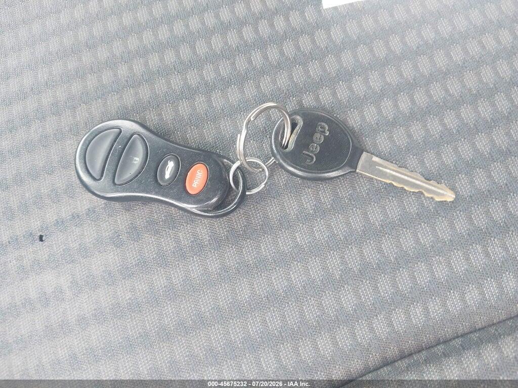 1J4GL48K13W597724 2003 JEEP LIBERTY photo no. 11