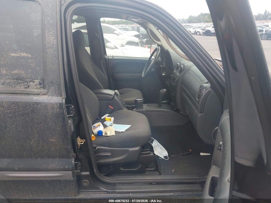 1J4GL48K13W597724 2003 JEEP LIBERTY photo no. 5