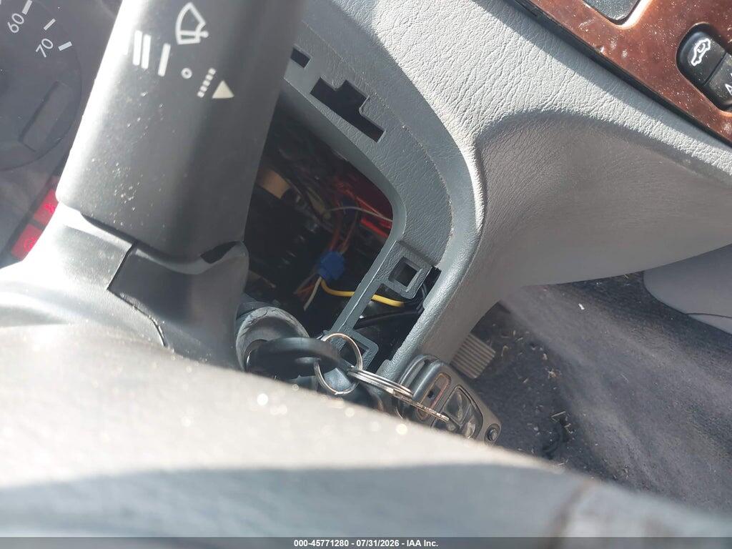 4JGAB54E3WA015480 1998 MERCEDES-BENZ ML 320 photo no. 11