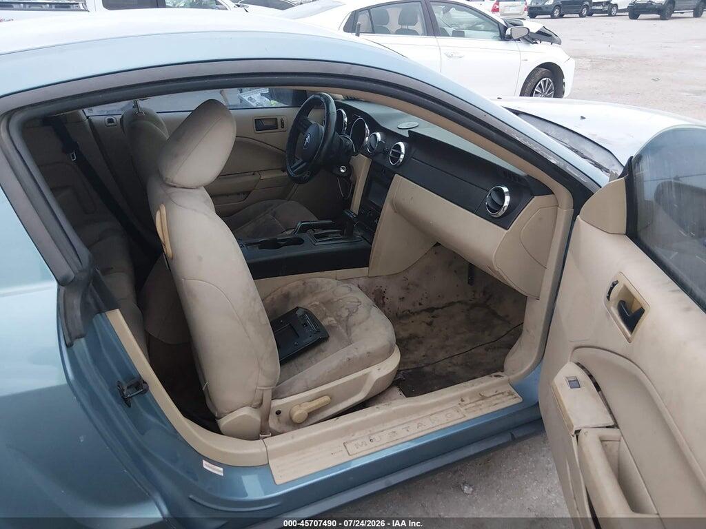 1ZVFT80NX65256327 2006 FORD MUSTANG photo no. 5
