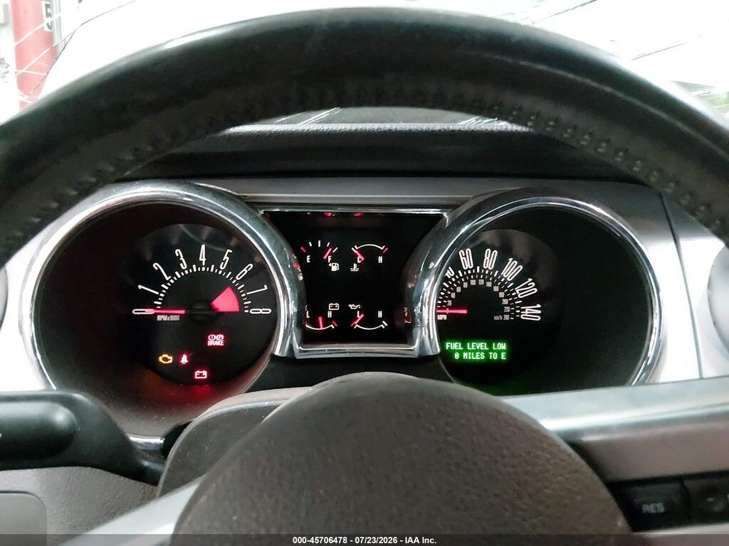 1ZVFT82HX65194385 2006 FORD MUSTANG photo no. 7