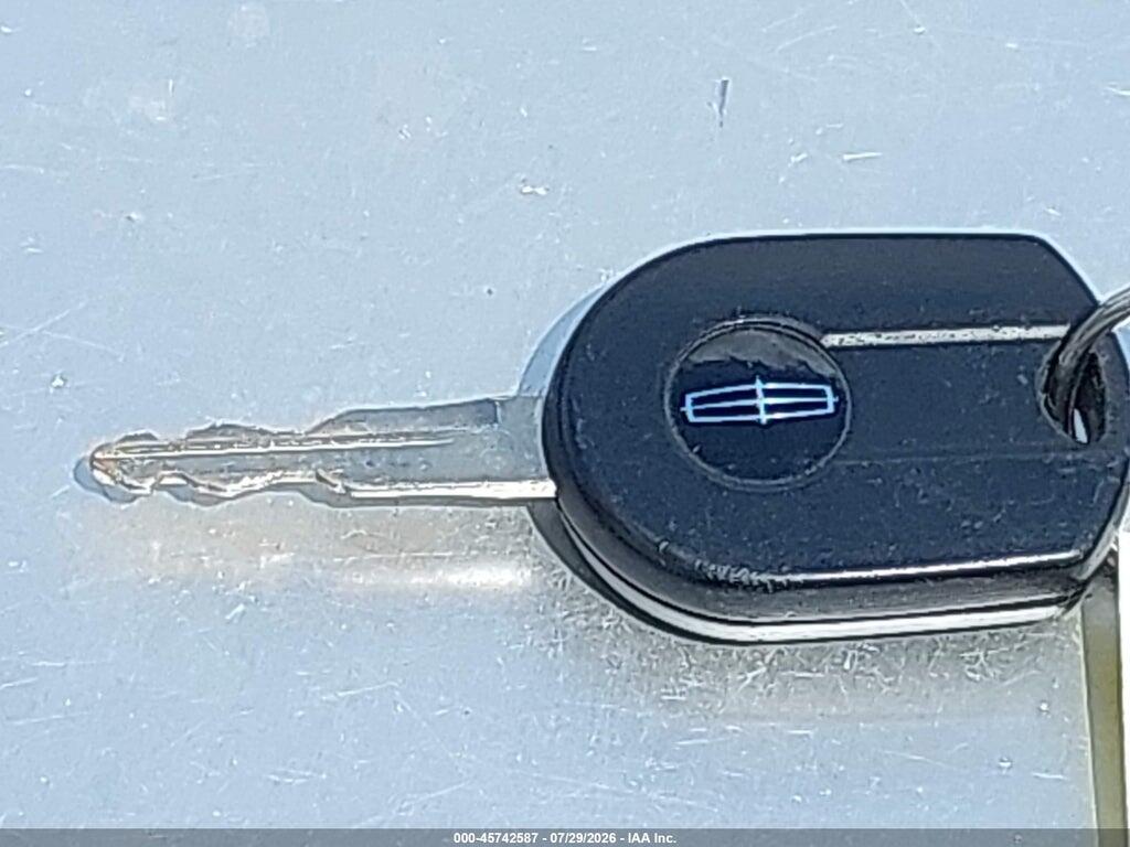 3LNHM26T29R618255 2009 LINCOLN MKZ photo no. 11