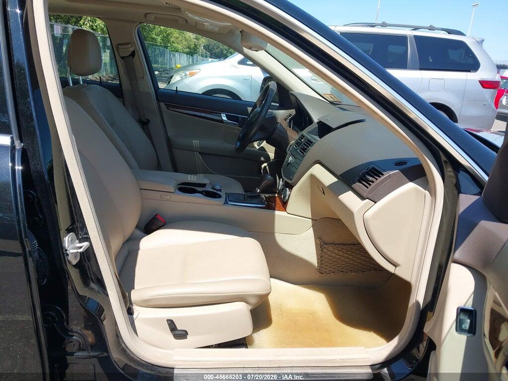 WDDGF81X29F330374 2009 MERCEDES-BENZ C 300 photo no. 5
