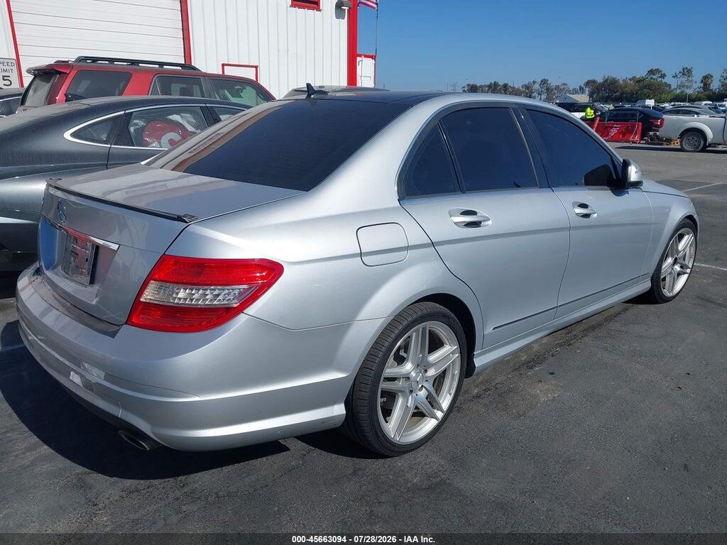 WDDGF54X89R068398 2009 MERCEDES-BENZ C 300 photo no. 4